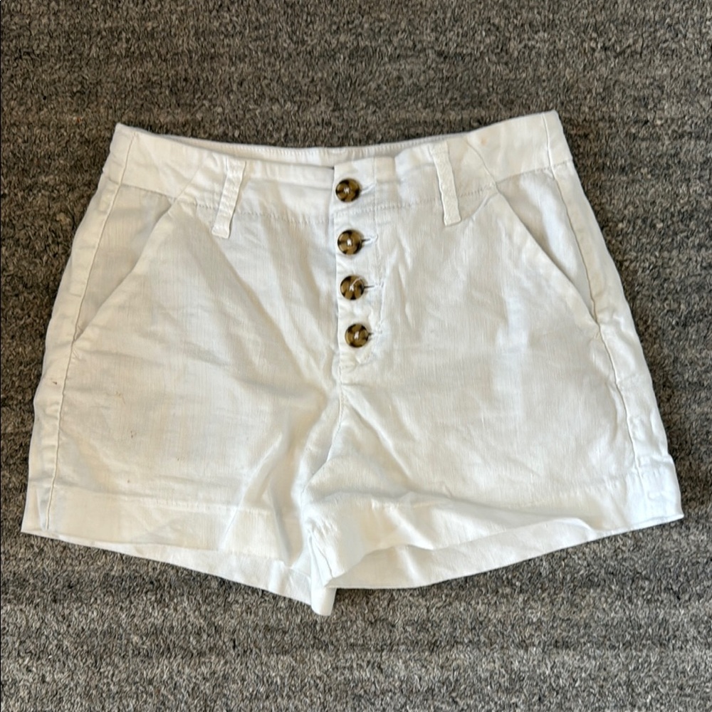 White Linen Button-Up Women's Shorts